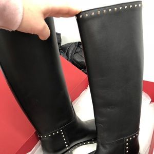 Valentino Garavani leather knee-high boots.